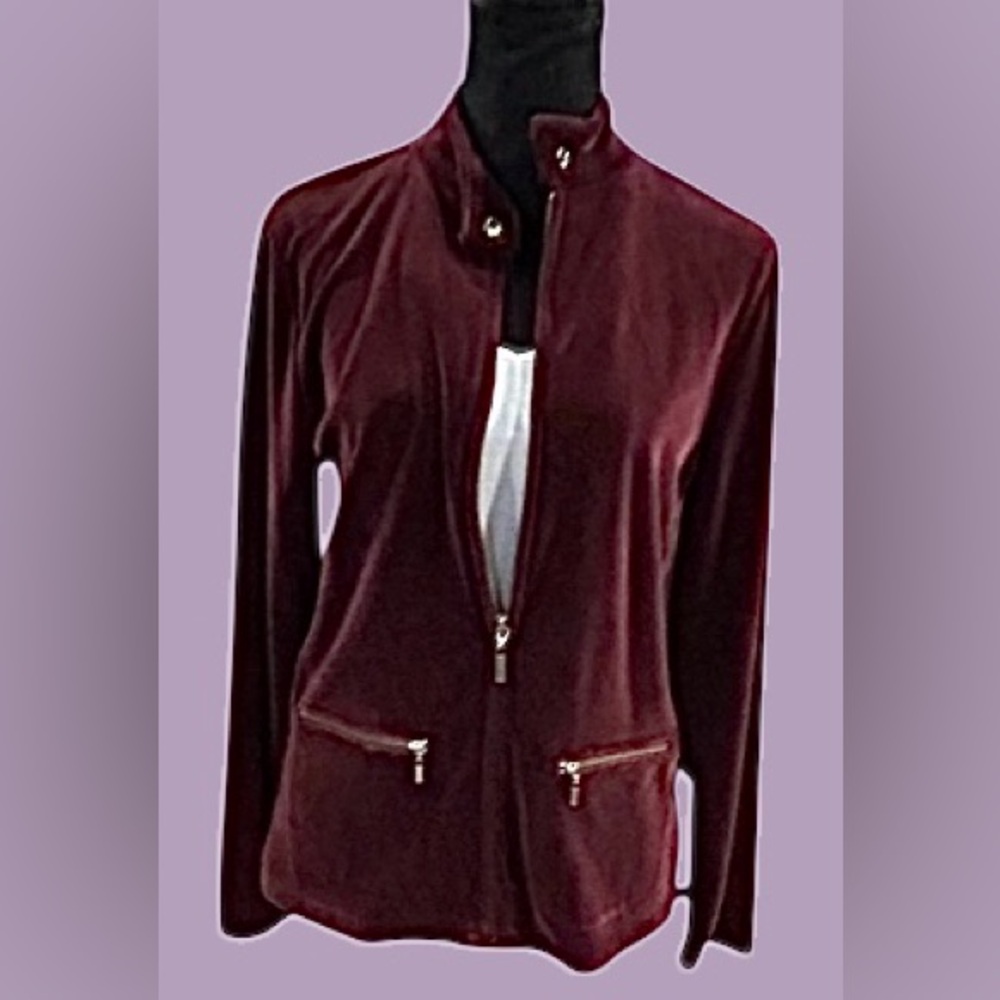 🔥TALBOTS! GORGEOUS WINE COLORED VELOUR ZIP UP JACKET! 🔥
